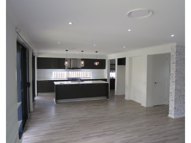 5 Arrowroot St, The Ponds NSW 2769