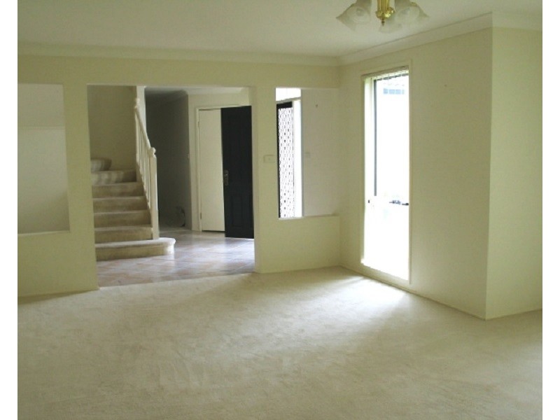 4 Dunbar Place, Kellyville NSW 2155