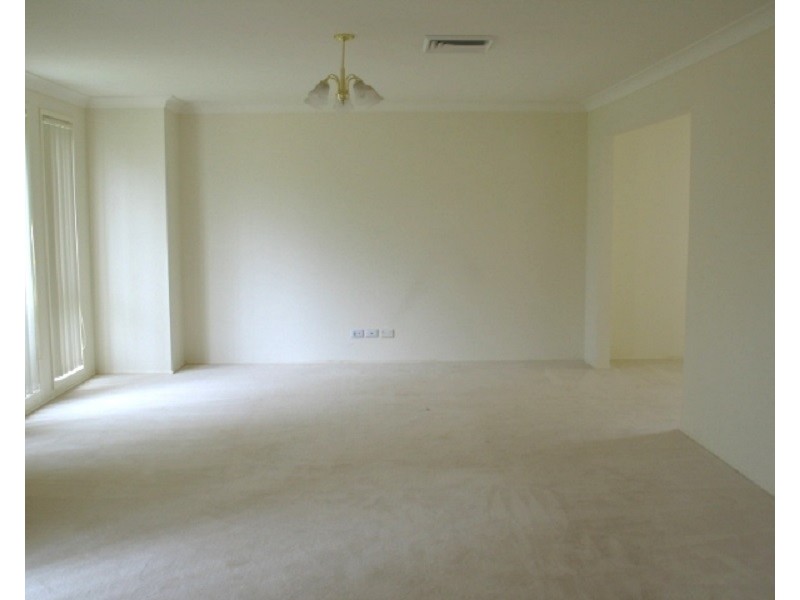 4 Dunbar Place, Kellyville NSW 2155