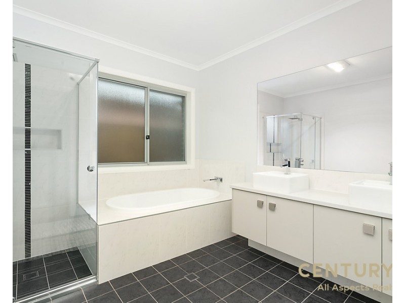 10 Kanimbla Street, The Ponds NSW 2769