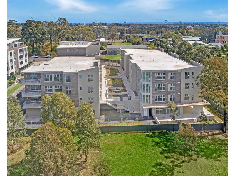 22/25 Regent Honeyeater Grove, Kellyville NSW 2155