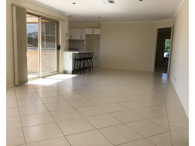 9 Thompson Crescent, Glenwood NSW 2768