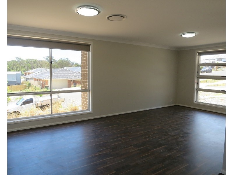 1 Chesterton Ave, Kellyville NSW 2155