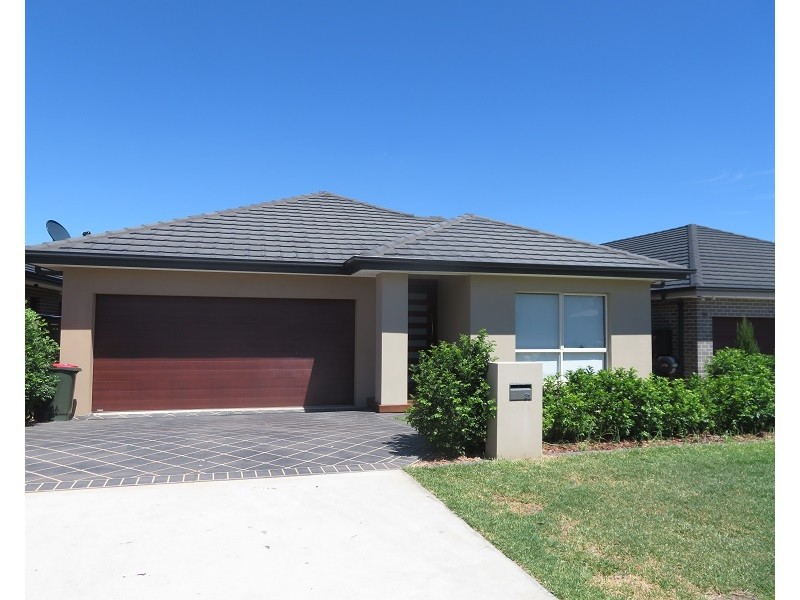 31 Fairfax St, The Ponds NSW 2769