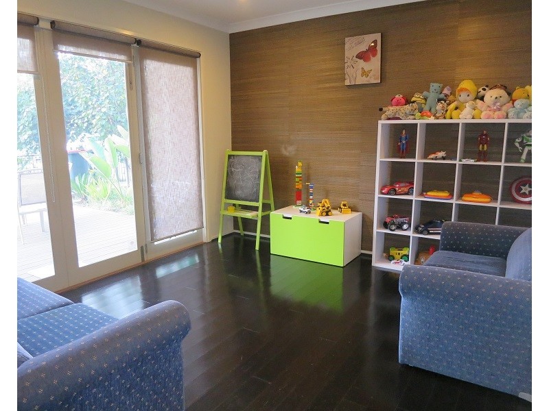 31 Pebble Crescent, The Ponds NSW 2769