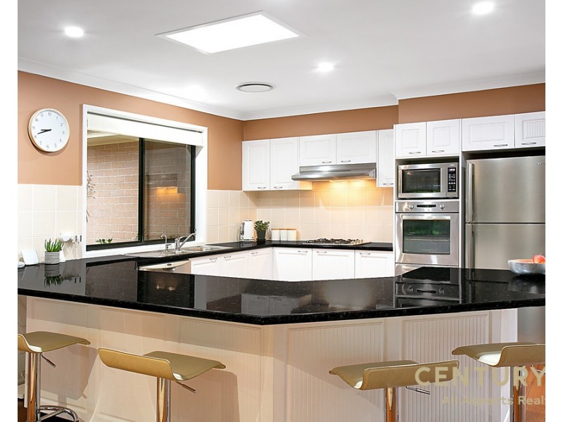 15 Compass Avenue, Beaumont Hills NSW 2155