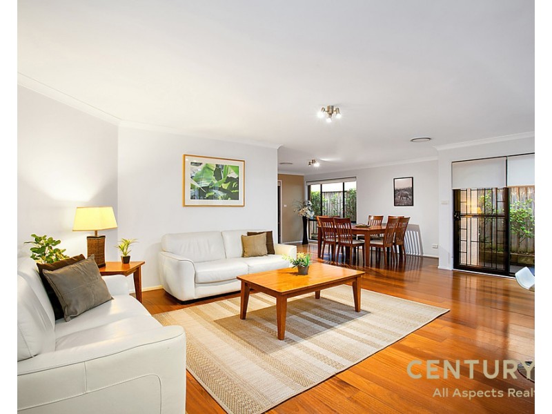 15 Compass Avenue, Beaumont Hills NSW 2155