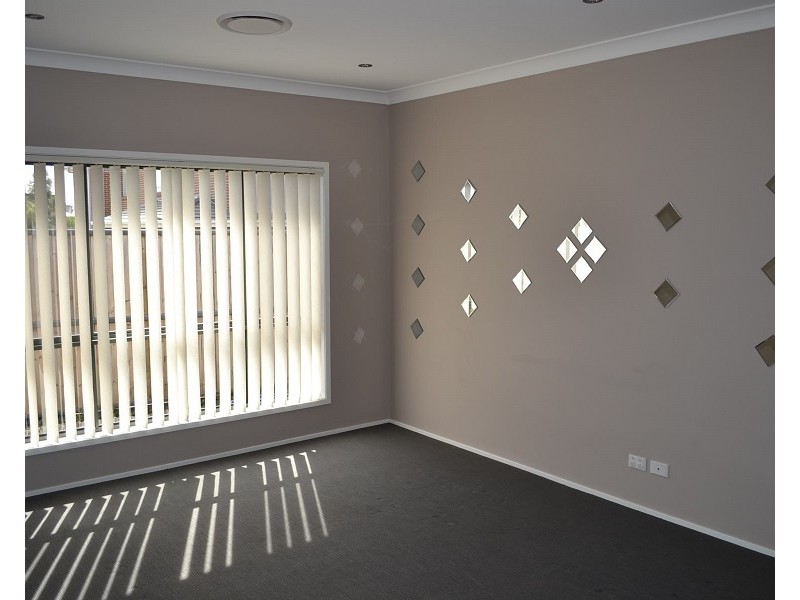 32 Wakely Ave, The Ponds NSW 2769