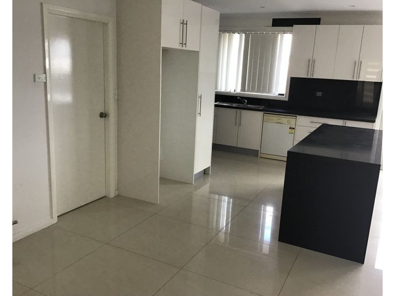 8 Stynes Ave, Kellyville NSW 2155