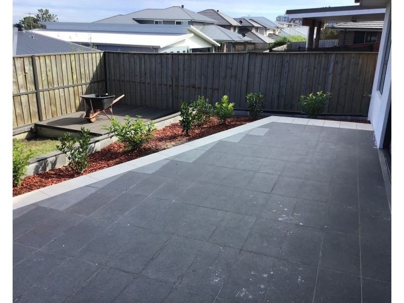 8 Stynes Ave, Kellyville NSW 2155