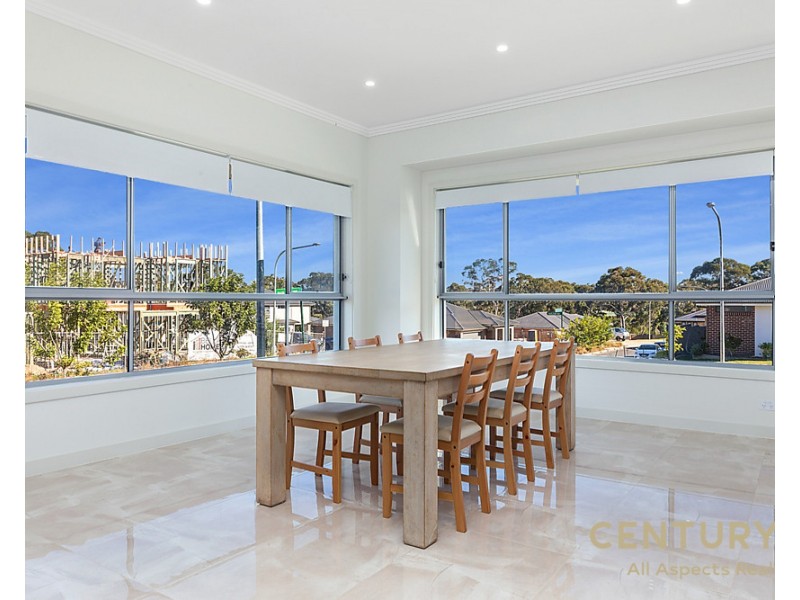 39 Mapleton Avenue, Kellyville NSW 2155