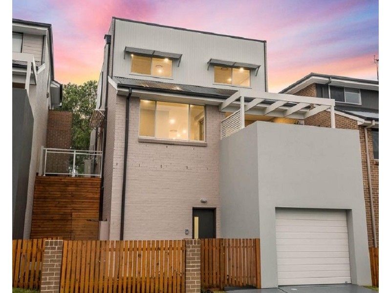 26 Caballo St, Beaumont Hills NSW 2155