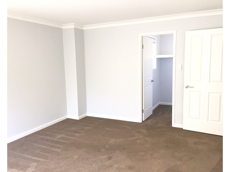 16 Greyfriar Place, Kellyville NSW 2155