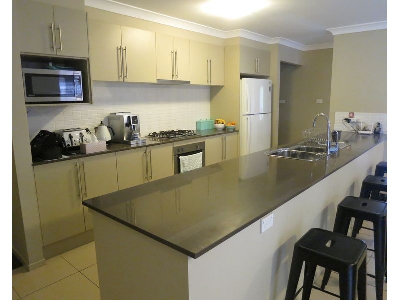 37 Paringa Drive, The Ponds NSW 2769