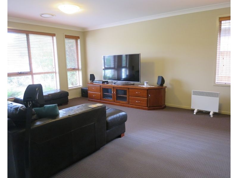 37 Paringa Drive, The Ponds NSW 2769