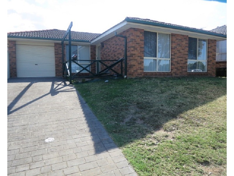 36 Sentry Drive, Stanhope Gardens NSW 2768