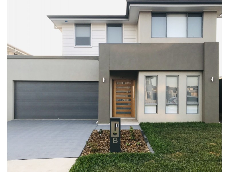 8  Gloaming Street, Box Hill NSW 2765