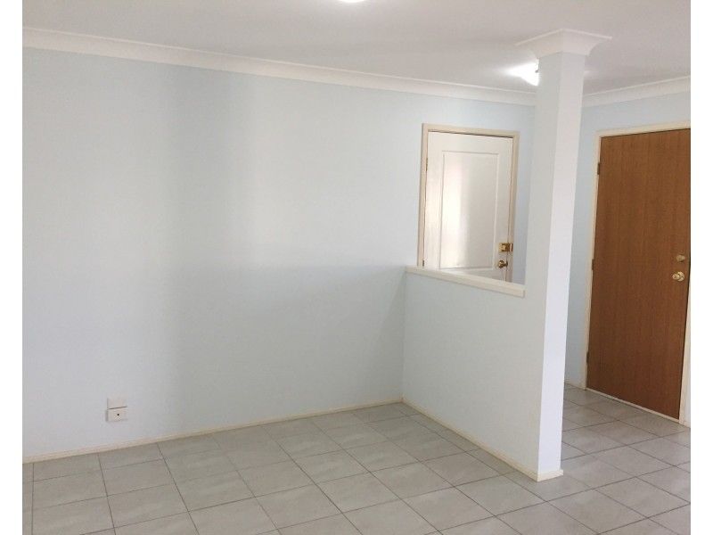 71 Manorhouse Blvd, Quakers Hill NSW 2763