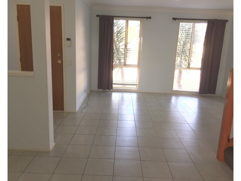 71 Manorhouse Blvd, Quakers Hill NSW 2763