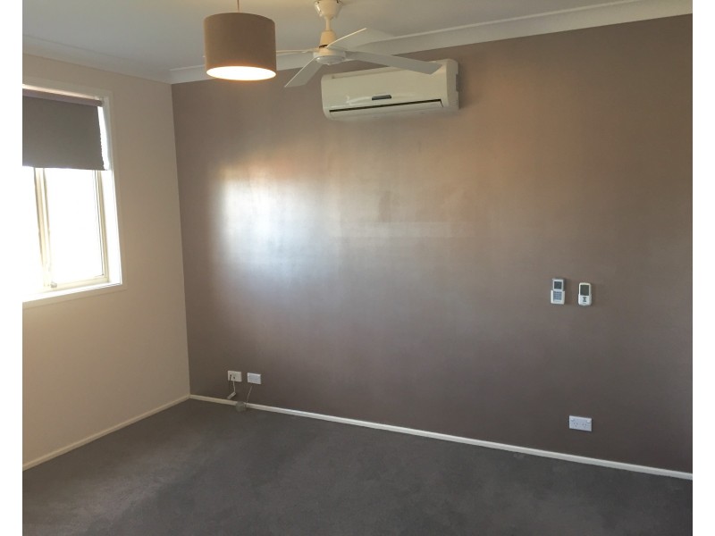 71 Manorhouse Blvd, Quakers Hill NSW 2763