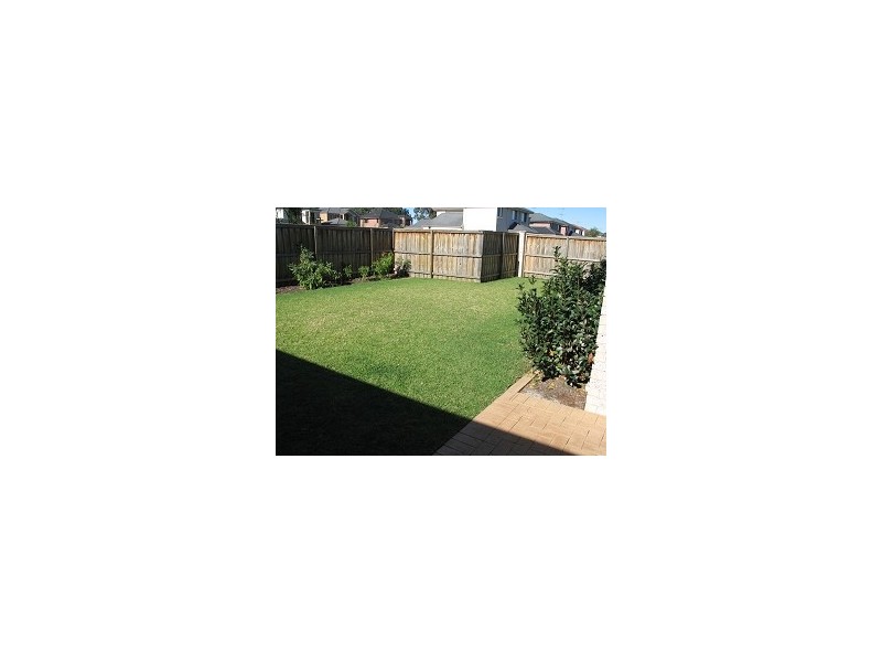3 KIRKTON PLACE, Beaumont Hills NSW 2155