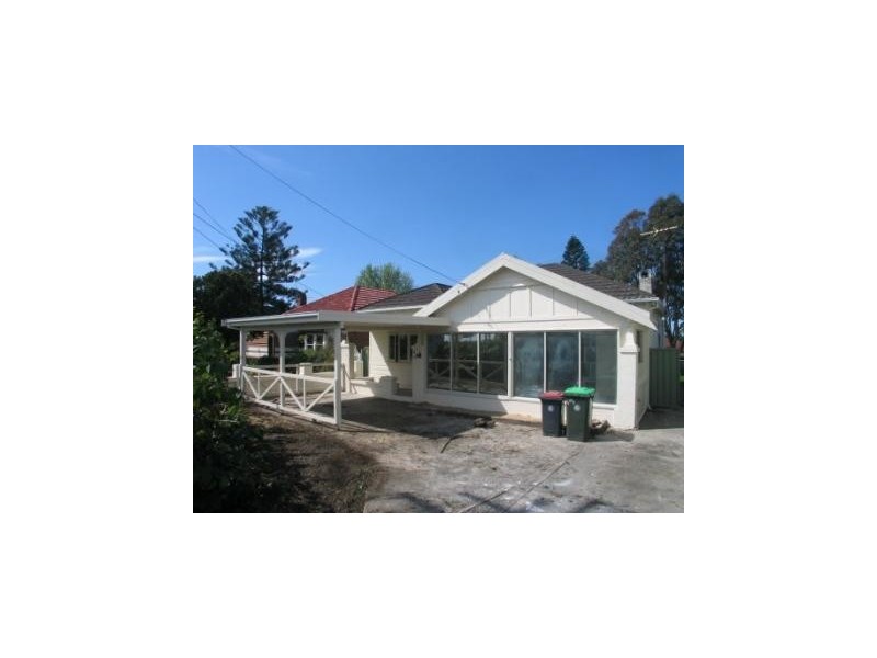 76 Canarys Road, Roselands NSW 2196
