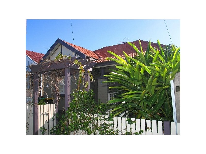 37 Florence Street, St Peters NSW 2044