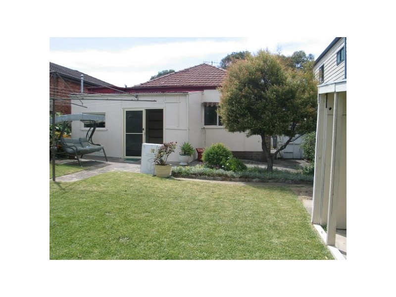 12 Keir Avenue, Hurlstone Park NSW 2193