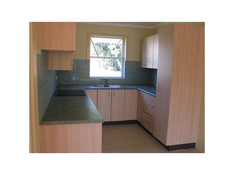 33 Parliament Road, Macquarie Fields NSW 2564