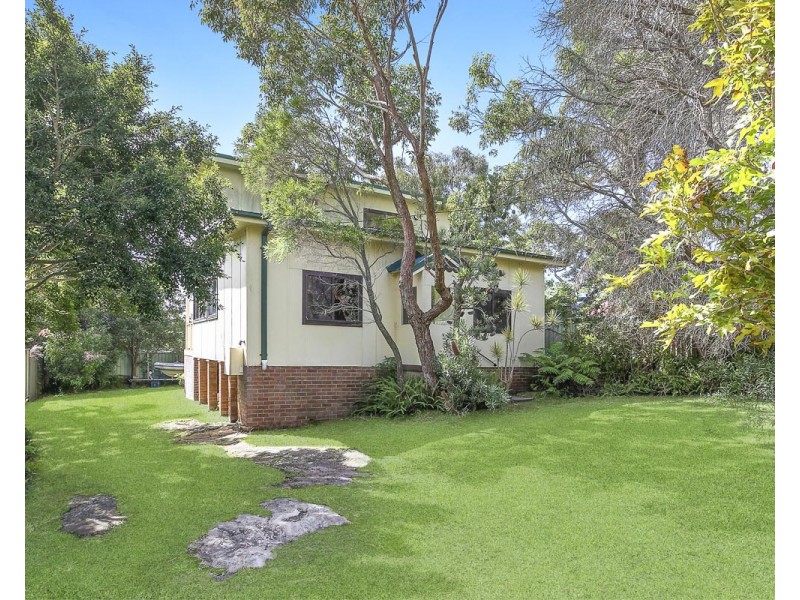 31 SCARBOROUGH STREET, Bundeena NSW 2230