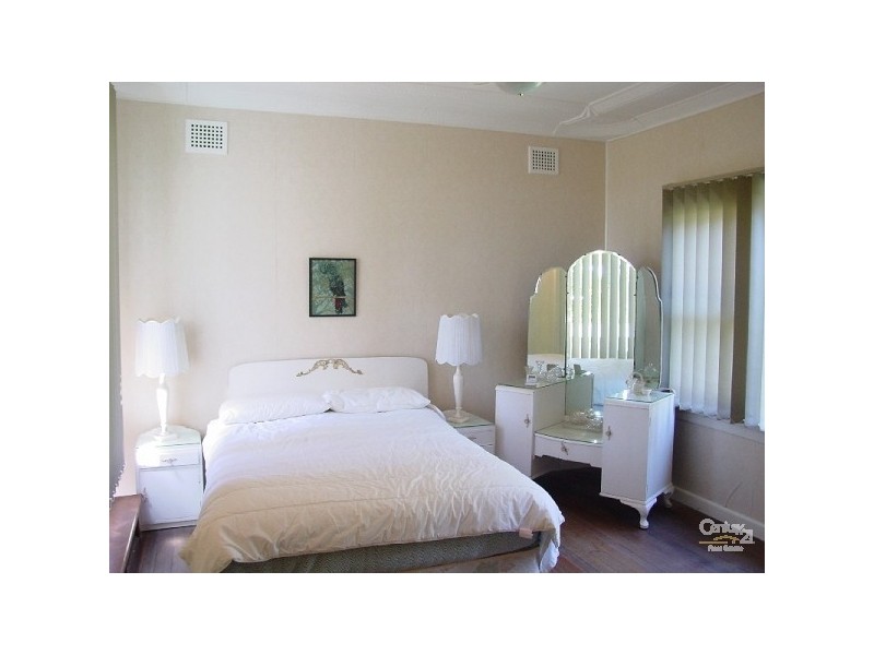 17 BAKER STREET, Bundeena NSW 2230