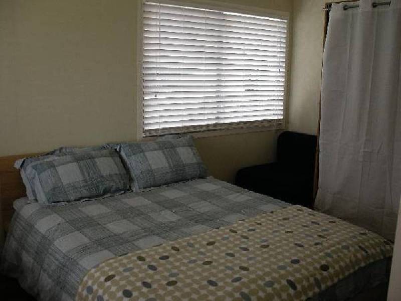 10 NEIL STREET, Bundeena NSW 2230