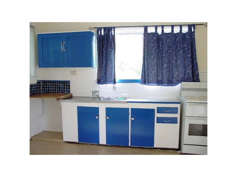 18 SHORT AVENUE, Bundeena NSW 2230