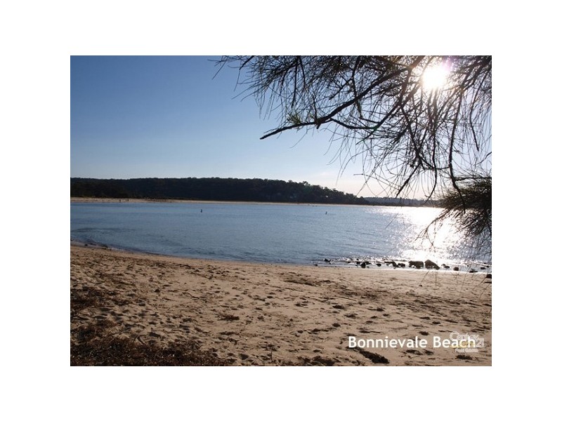 18 SIMPSON ROAD, Bundeena NSW 2230