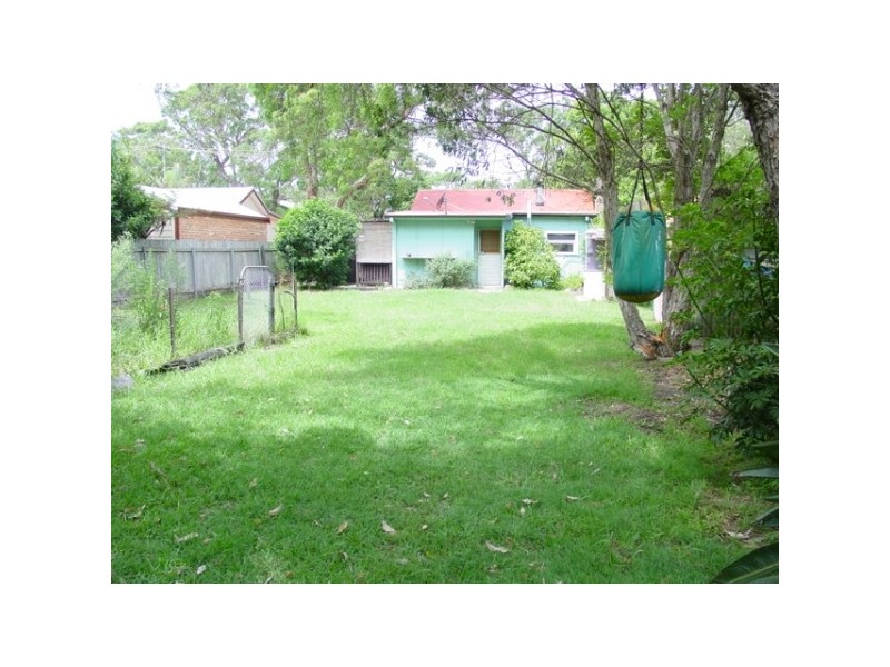 19 THOMPSON STREET, Bundeena NSW 2230