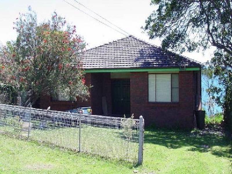 31 NEIL STREET, Bundeena NSW 2230