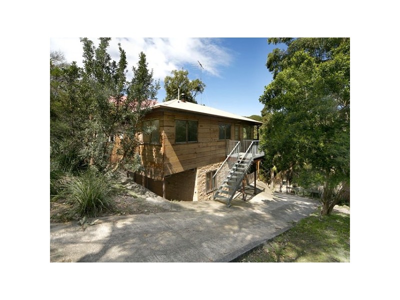 53 BEACHCOMBER AVENUE, Bundeena NSW 2230