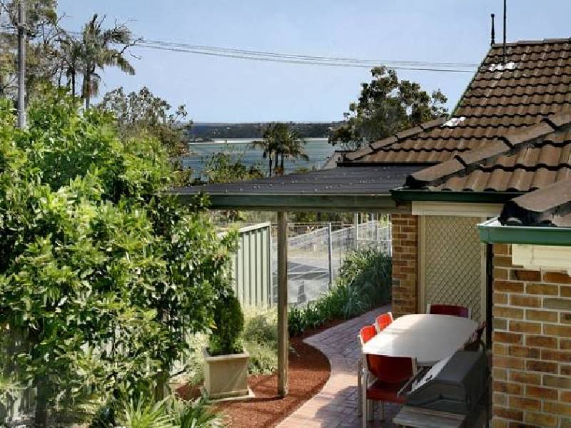 18 THE LAMBETH WALK, Bundeena NSW 2230