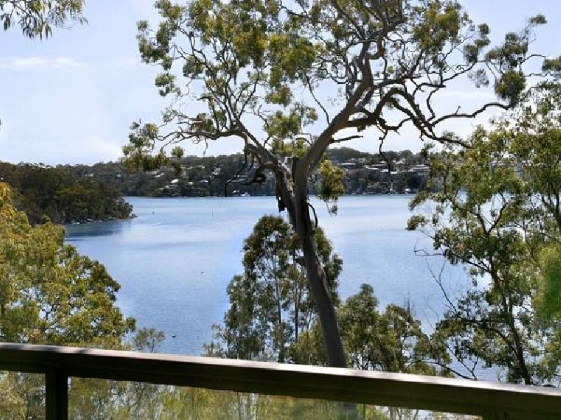 2 CULLEN LANE, Maianbar NSW 2230