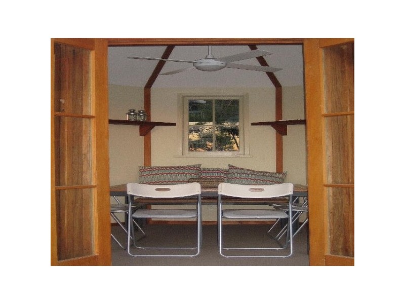 8 SIMPSON ROAD, Bundeena NSW 2230