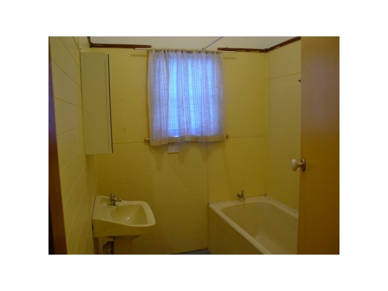 20 THOMPSON STREET, Bundeena NSW 2230