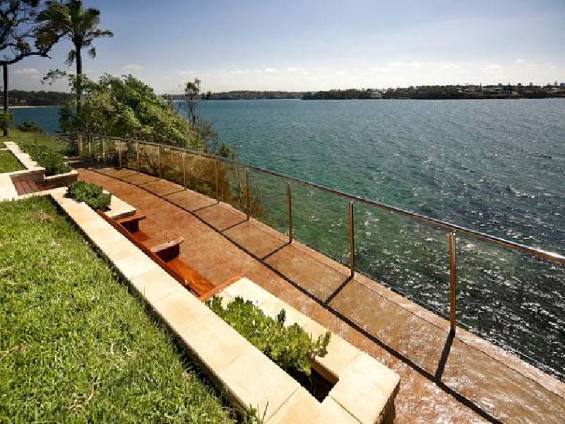39 NEIL STREET, Bundeena NSW 2230