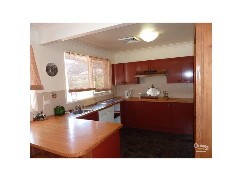 52 ERIC STREET UPPER, Bundeena NSW 2230