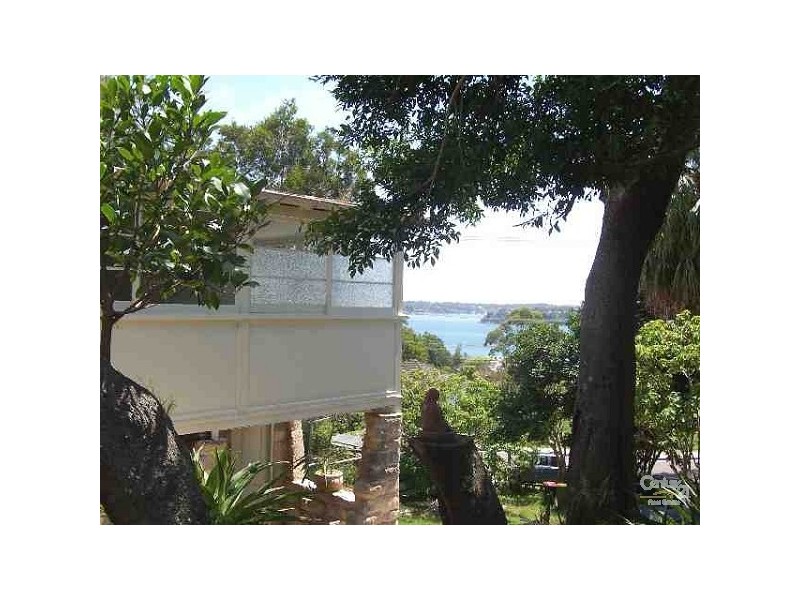 70 LOFTUS STREET, Bundeena NSW 2230