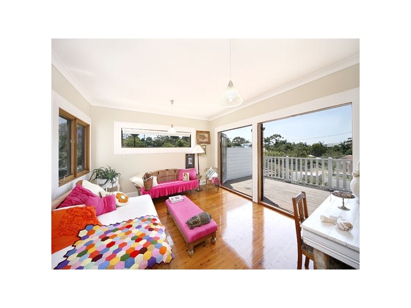 12 LOFTUS STREET, Bundeena NSW 2230