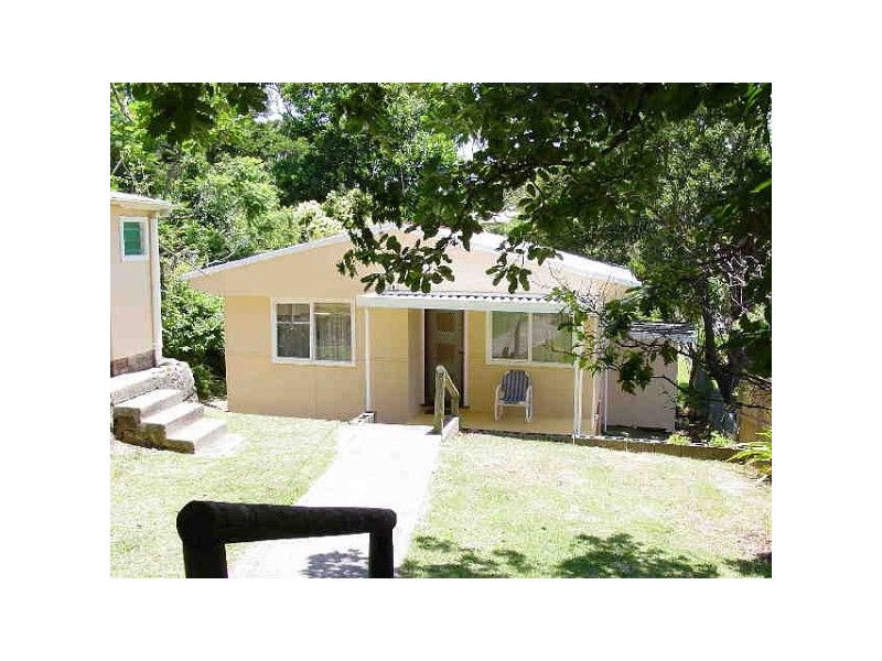 1 ERIC STREET, Bundeena NSW 2230