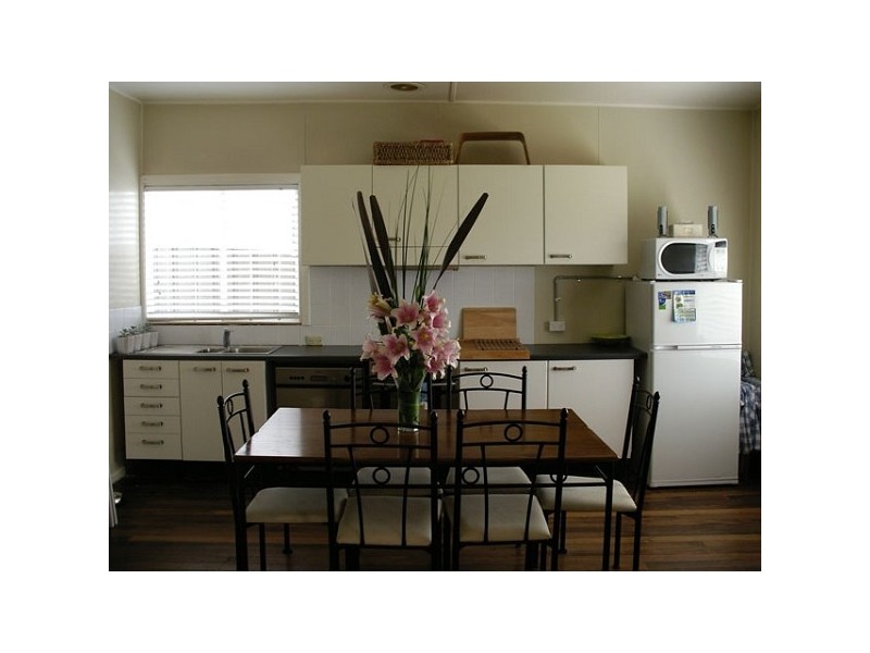 10 NEIL STREET, Bundeena NSW 2230