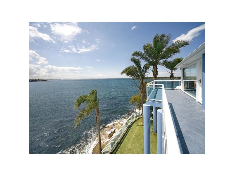 35 NEIL STREET, Bundeena NSW 2230