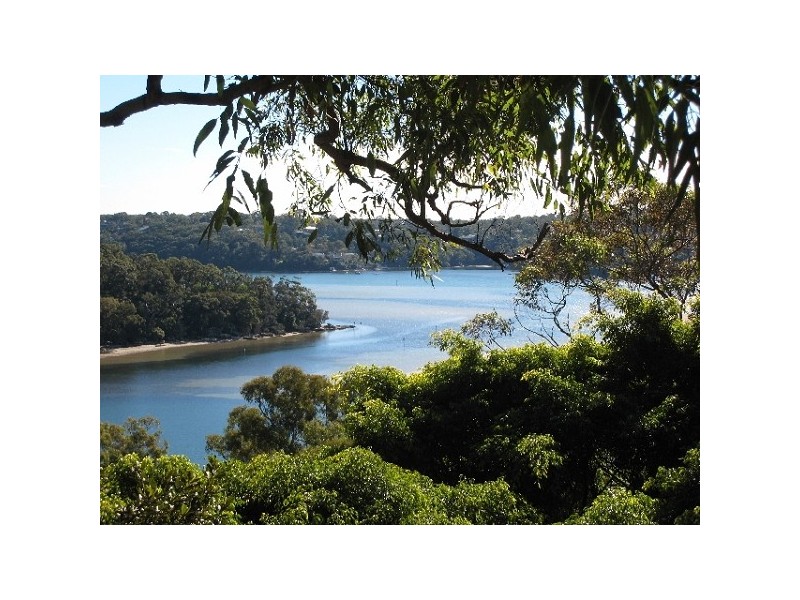 84 PACIFIC CRESCENT, Maianbar NSW 2230