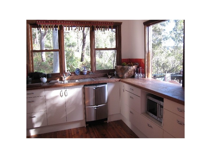 84 PACIFIC CRESCENT, Maianbar NSW 2230
